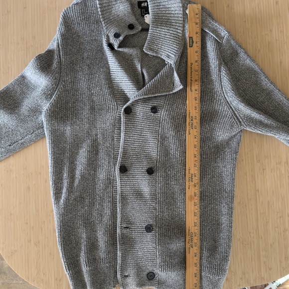 H&M - Gray Double-Breasted Cardigan - Picture 6 of 7